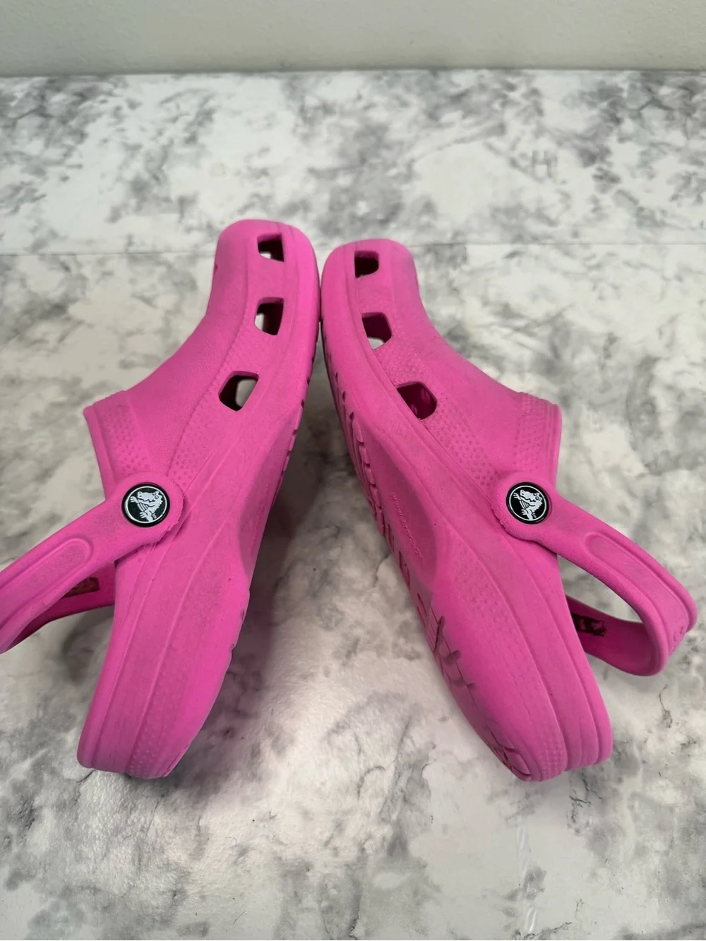 Crocs Kids Classic Pink Clogs/Sandals Size Junior 3